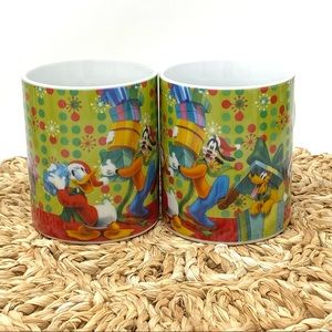 Mickey Mouse Christmas Mug Set of Two 12 oz. Enesco Goofy Pluto Donald Duck